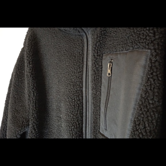 Fleece jacket bundle - Picture 2 of 6